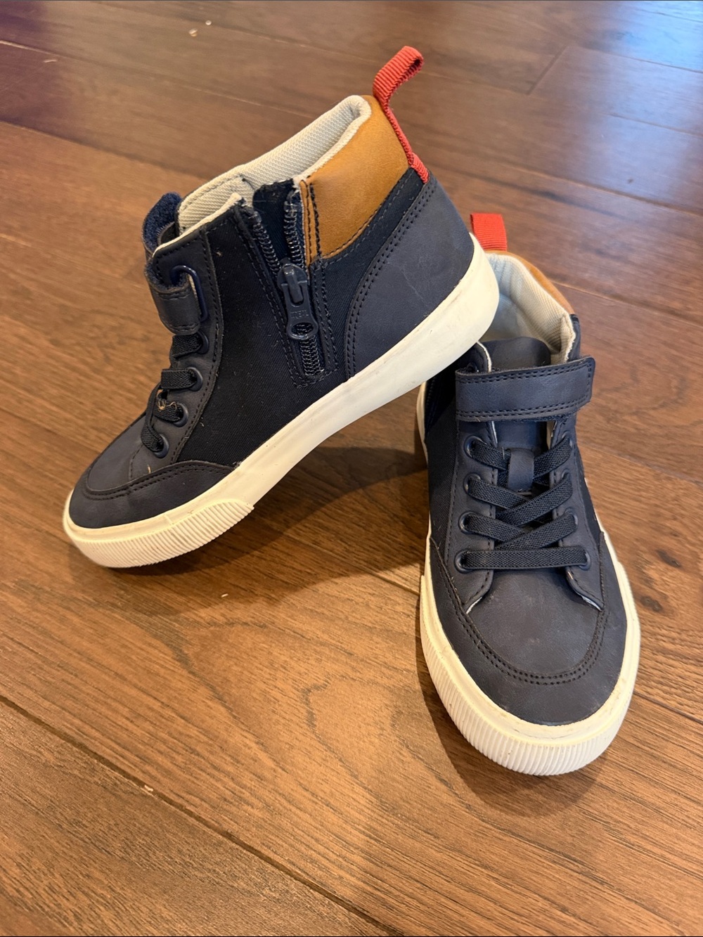 Cat & Jack Boys Navy High-Top Sneakers with Tan Accent Size 1